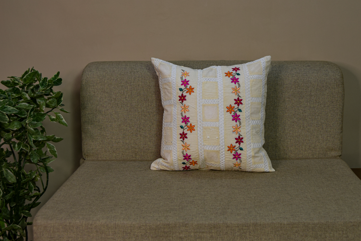 Lace Floral Border