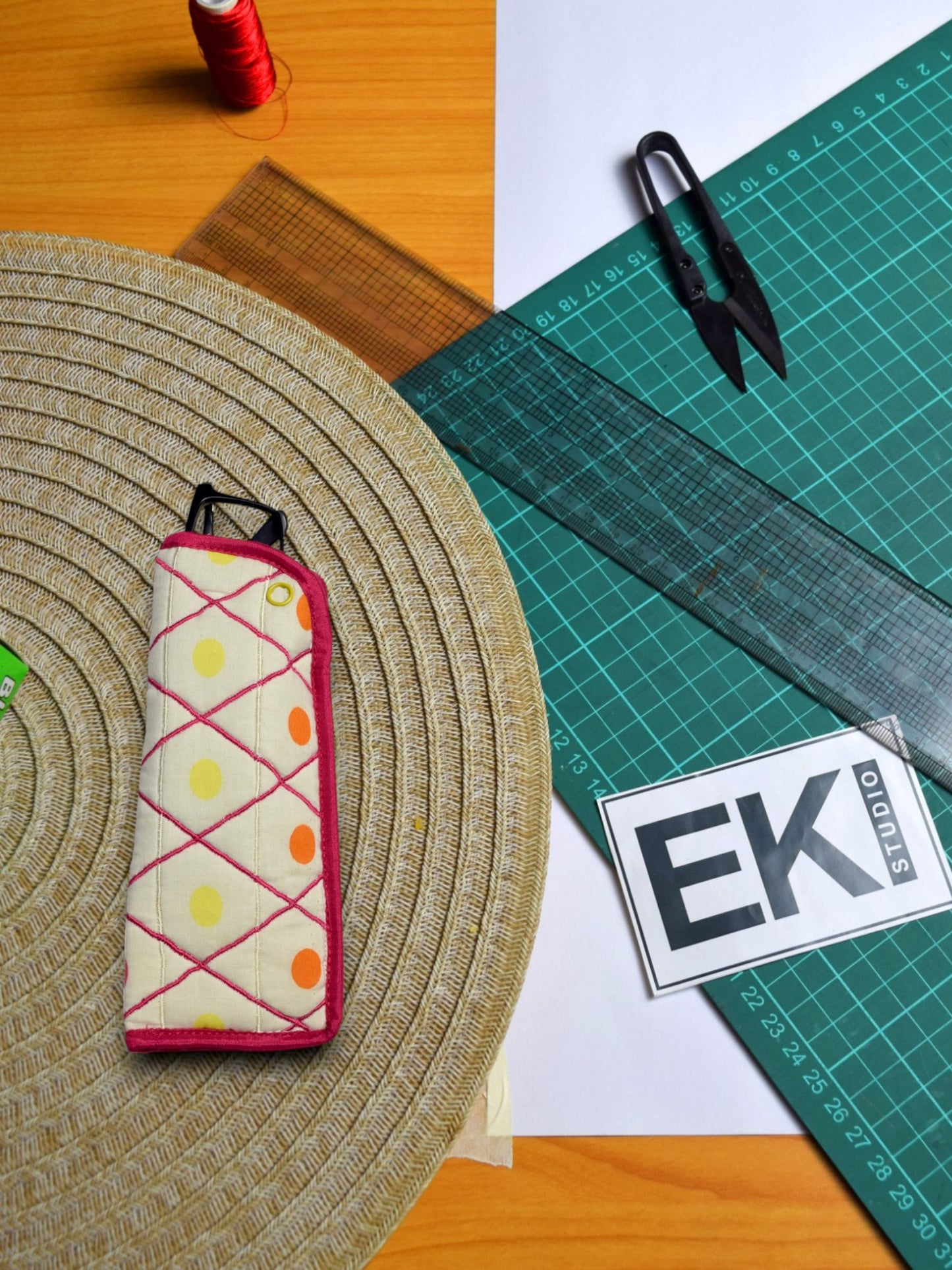 Polka Dot Eyewear Case – Hot Pink